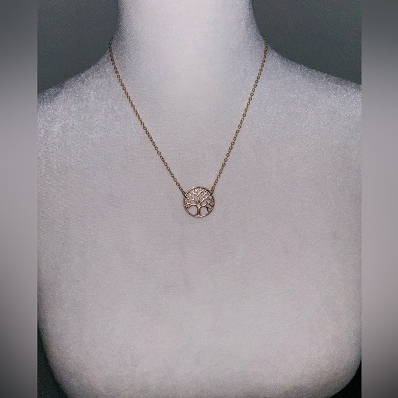 None Jewelry - Gold Tree of Life Pendant Necklace NWOT